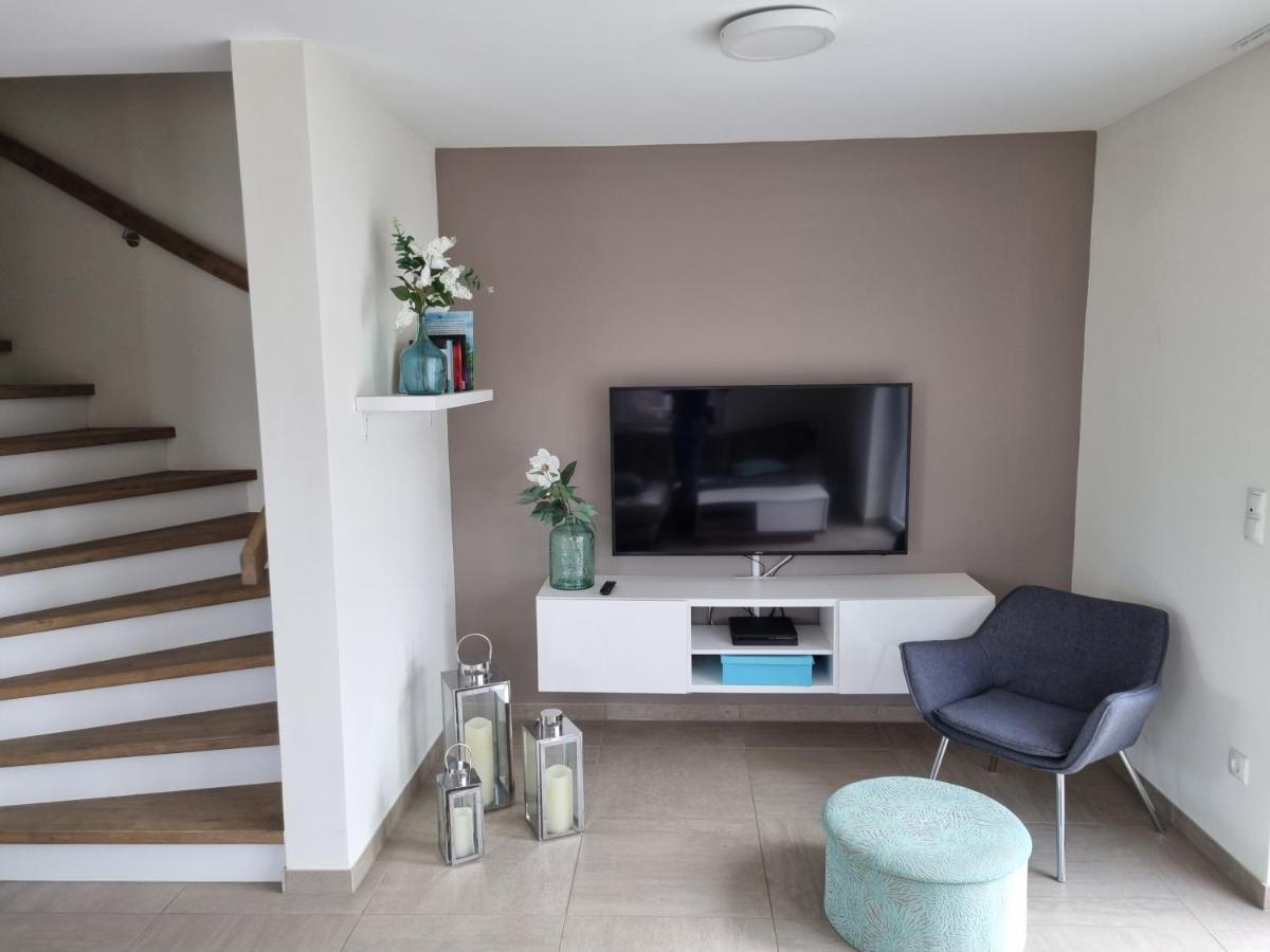 NEU!Moderne, lichtdurchflutete DHH, zentral, Garten, Wallbox, WLAN Butjadingen Exterior foto